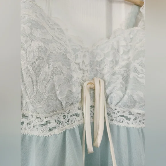 1960s Olga Light Blue Chiffon Nylon Nightgown | Vintage 60s Babydoll Nightdress - Picture 5 of 6